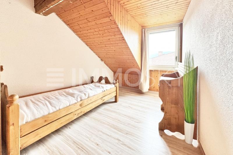 Chambre à coucher - 6.5 Zimmer Reihenmittelhaus in Biel/Bienne
