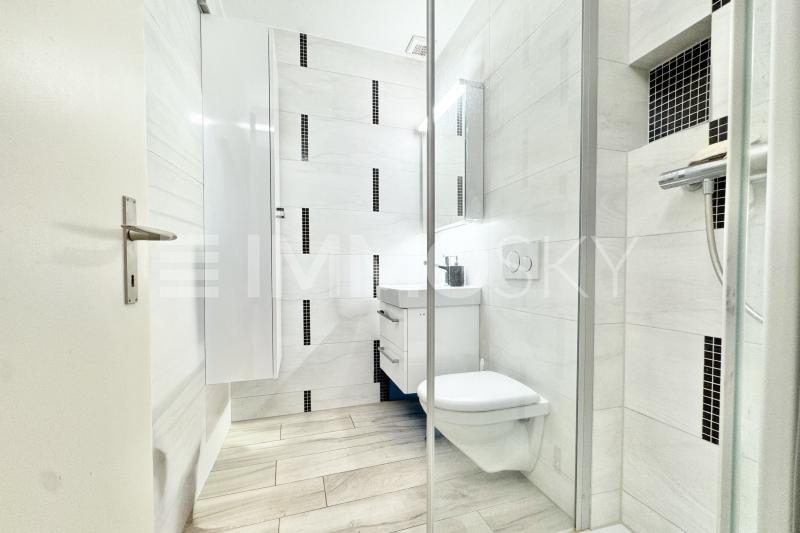 Salle d eau - 6.5 Zimmer Reihenmittelhaus in Biel/Bienne