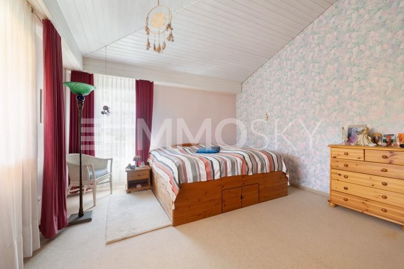 Weiteres Schlafzimmer im Obergeschoss - 4.5 pièces Appartement a Baden