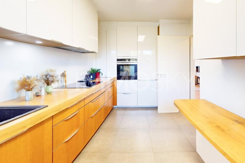 Cuisine équipée - 6.5 pièces Appartement a Nyon