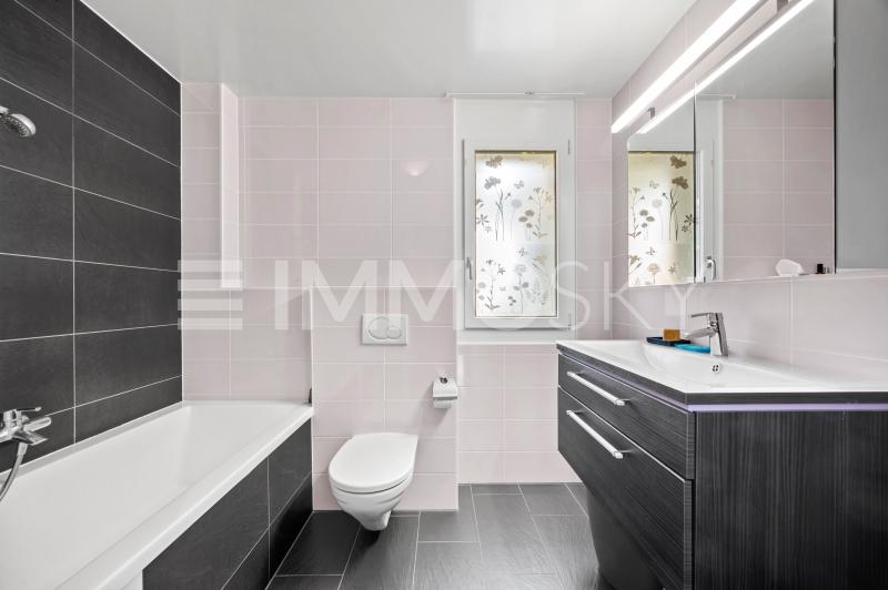 Belle salle de bains - 5.5 pièces Duplex a Cossonay