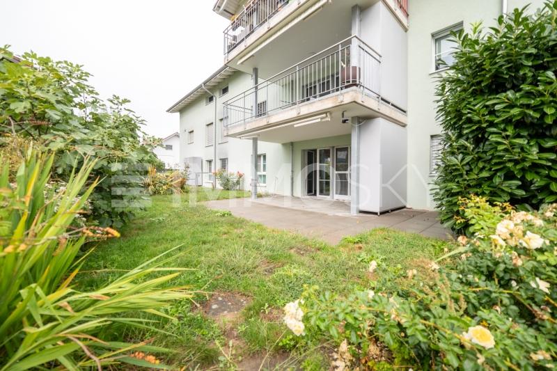 Privates Grün - 4.5 pièces Appartement en rez-de-chaussée a Ried b. Kerzers