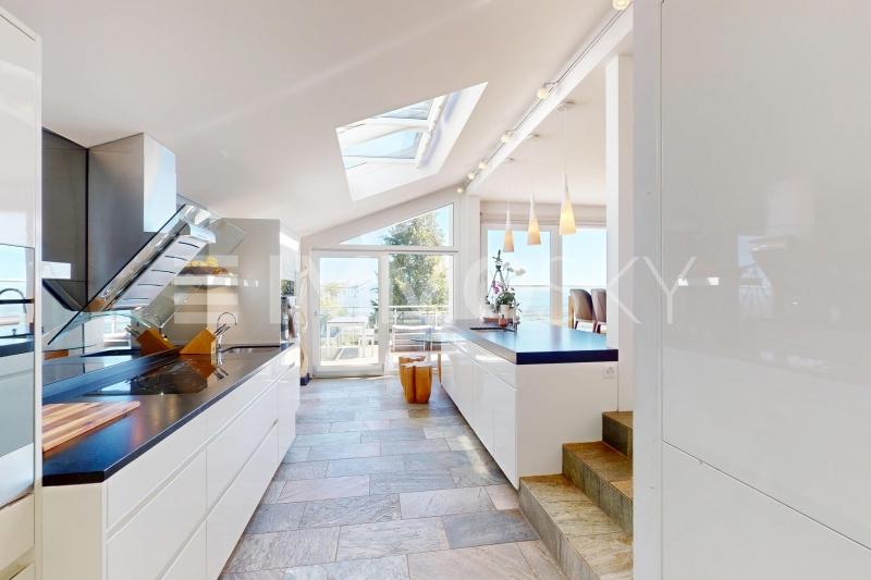 Cuisine spacieuse - 6.5 pièces Maison individuelle a Arzier