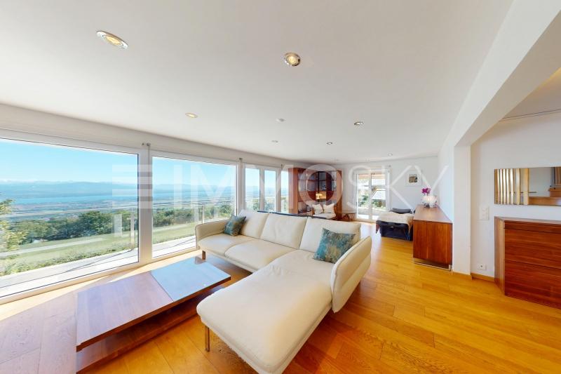 Salon avec vue à couper le souffle - 6.5 pièces Maison individuelle a Arzier