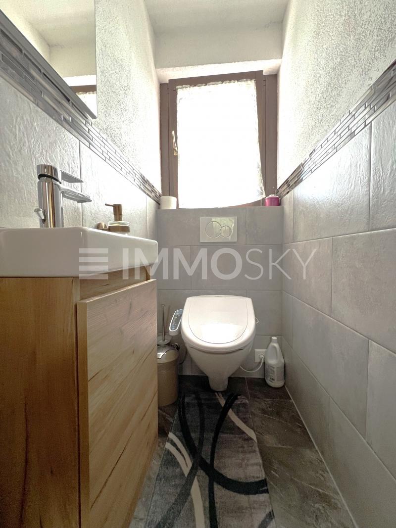 Gäste WC - 5.5 pièces Maison a Laufenburg