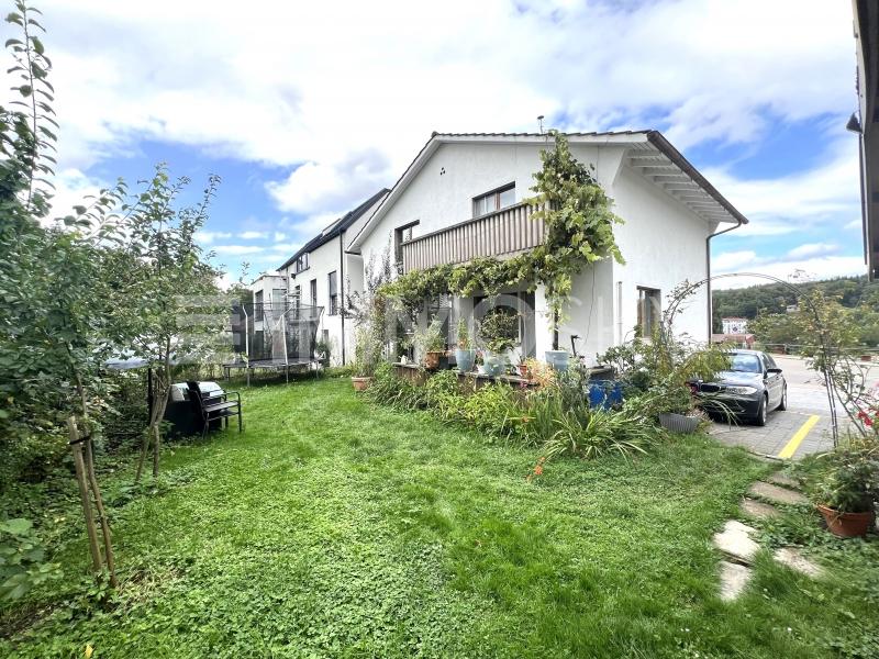 Hausrückseite mit Garten - 5.5 pièces Maison a Laufenburg