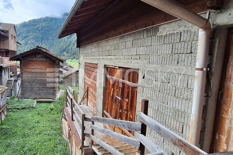 Une structure saine - 2 pièces Maison individuelle a Evolène