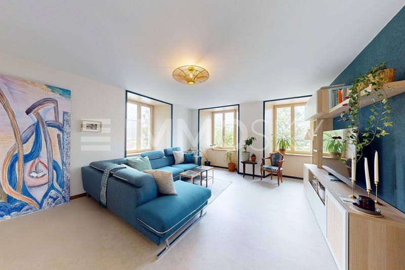Salon meublé - 2.5 Zimmer Etagenwohnung in Les Ponts de Martel
