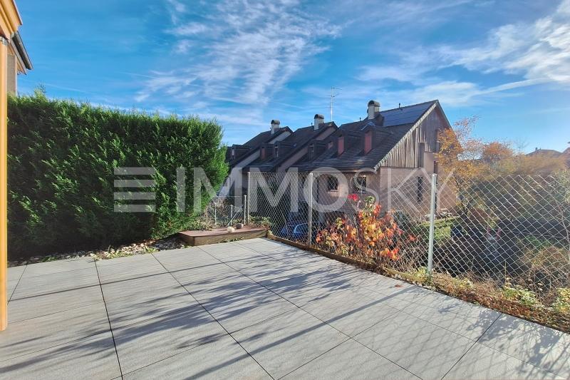 Terrasse ensoleillée - 6.5 pièces Maison mitoyenne a Gimel