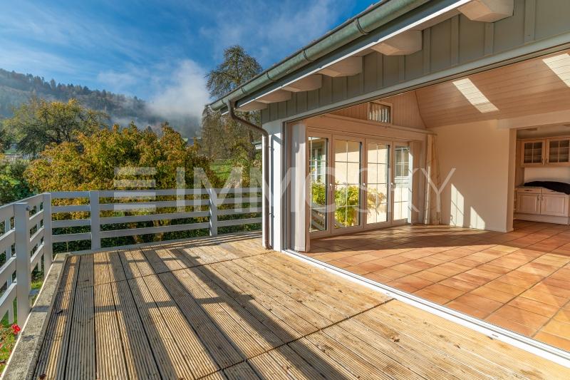 Schöne Terrasse mit Weitsicht oder Vergrösserung des Wohnraums? - 6 pièces Maison a Windlach