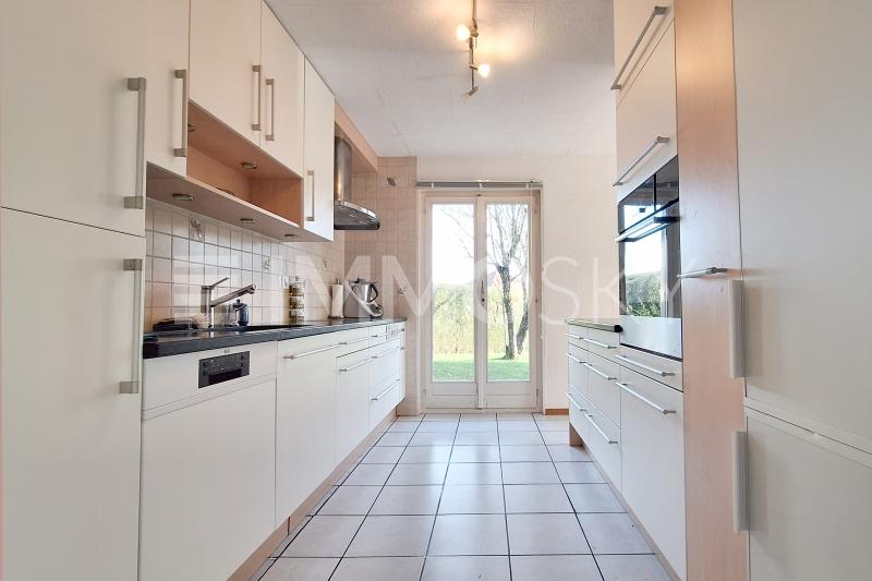Cuisine équipée - 6.5 pièces Maison mitoyenne a Bassins