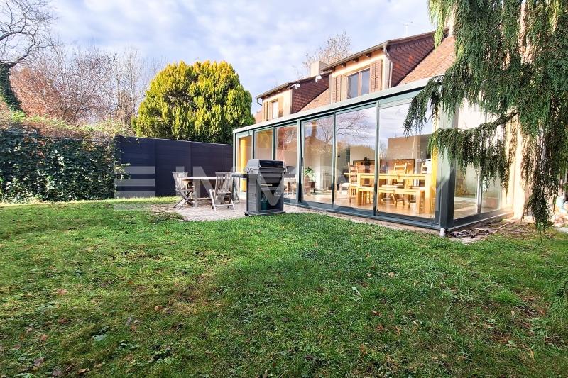 Extérieur avec véranda - 6.5 pièces Maison mitoyenne a Bassins