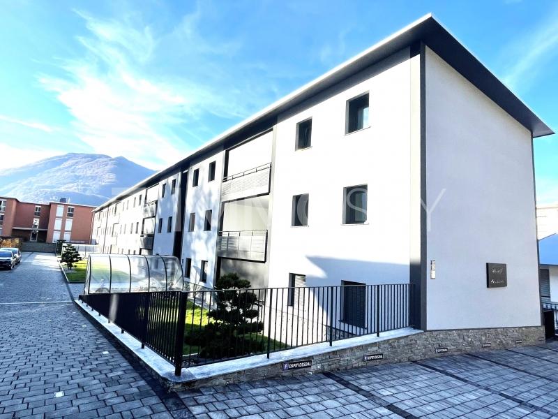Baciata dal sole - Casa plurifamiliare a Arbedo