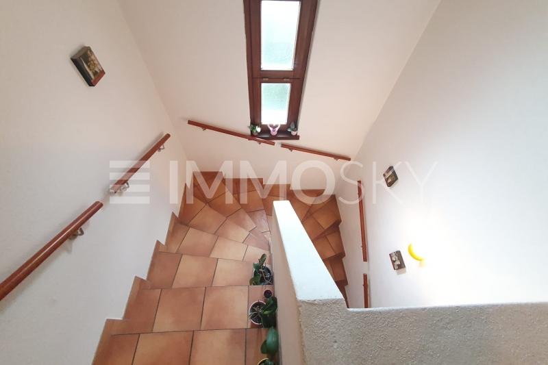 Scale luminose  - 5.5 pièces Maison individuelle a Cadenazzo