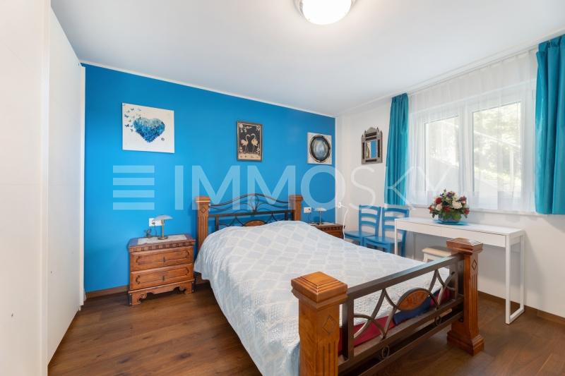 Haus B: Schweben auf Wolken – Ihr Schlafzimmer als Oase der Erholung - 5.5 pièces Maison bifamiliale a Langnau am Albis