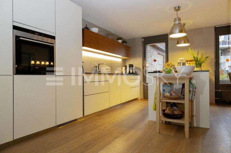 Viel Stauraum in der Küche - 6.5 Zimmer Reiheneckhaus in Berg TG