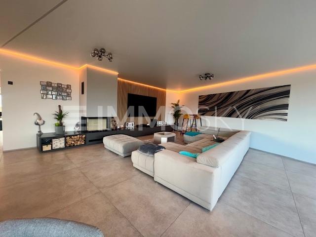Grosszügiger Wohnbereich - 5.5 pièces Appartement a Bottighofen