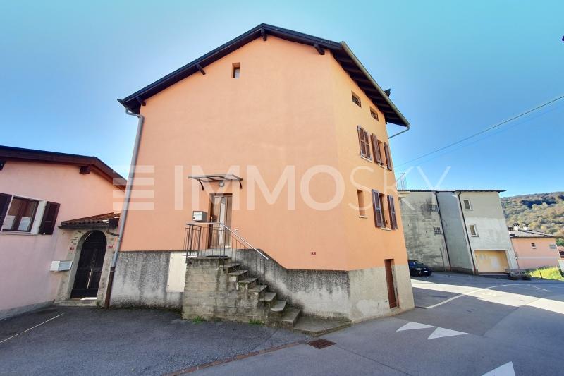 Vista esterna dell’abitazione  - 5 pièces Maison individuelle a Miglieglia