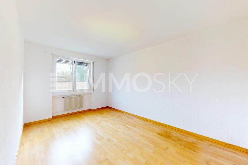 Jolie chambre - 3 pièces Appartement a Moutier