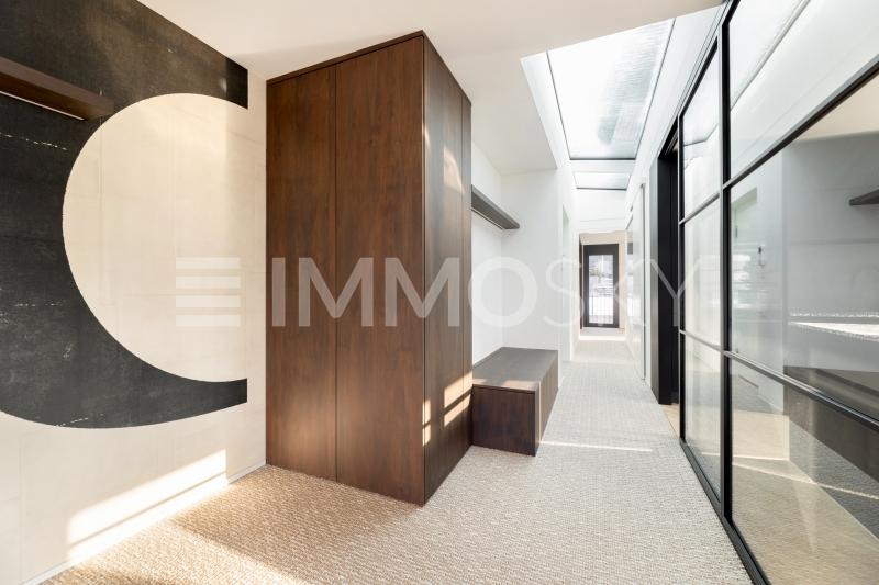 Der erste Eindruck zählt – Eleganz, die willkommen heisst - 2.5 pièces Appartement en attique a Uitikon Waldegg