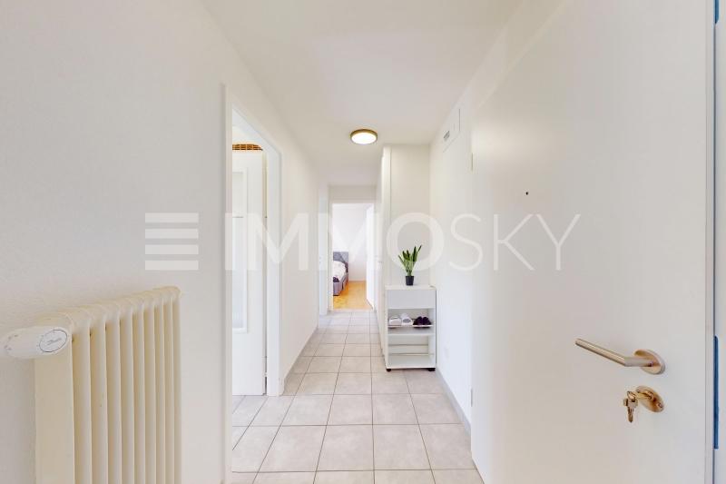 Couloir lumineux - 3.5 pièces Appartement a Vuisternens en Ogoz