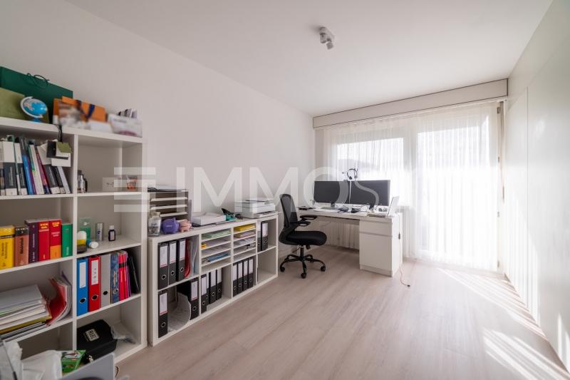 Geräumiges Zimmer - 4.5 pièces Appartement a Busswil b. Büren