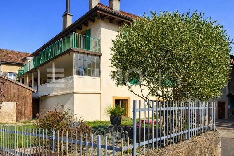 Belle bâtisse - 3.5 pièces Appartement a Bonvillars