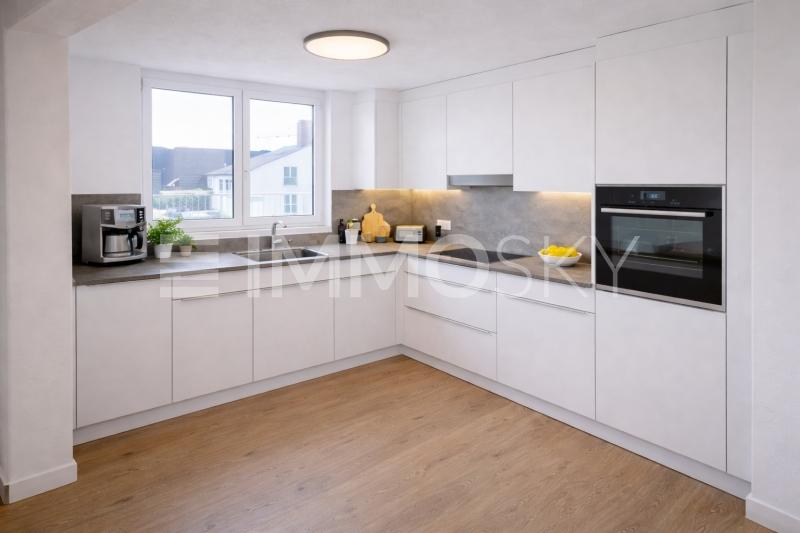 Moderne Küche für genussvolle Momente - 5 pièces Appartement a Samstagern
