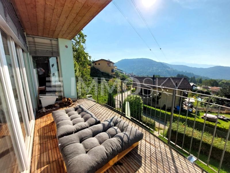 Ampio balcone con vista  - 6.5 pièces Maison individuelle a Miglieglia
