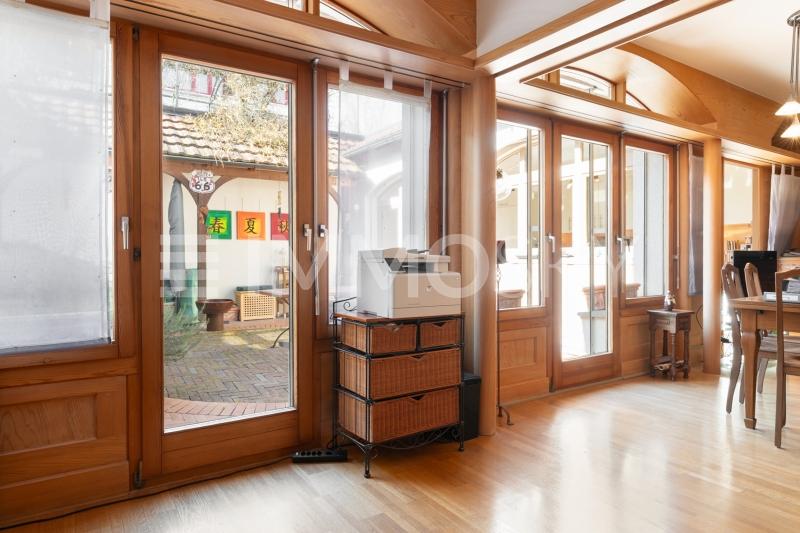 Blick aus dem Arbeitszimmer in das Wohnzimmer - 3.5 pièces Appartement a Henggart