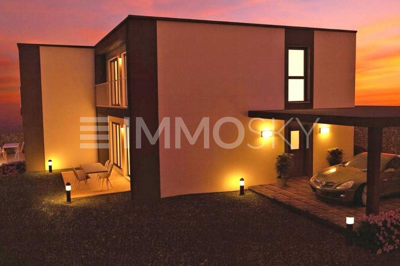 Esterno illuminato al tramonto  - 8 pièces Maison individuelle a Claro