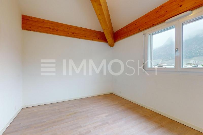 Chambre lumineuse - 4.5 pièces Appartement a Aigle