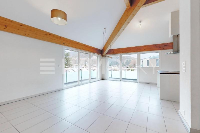 Pièce à vivre lumineuse - 4.5 pièces Appartement a Aigle