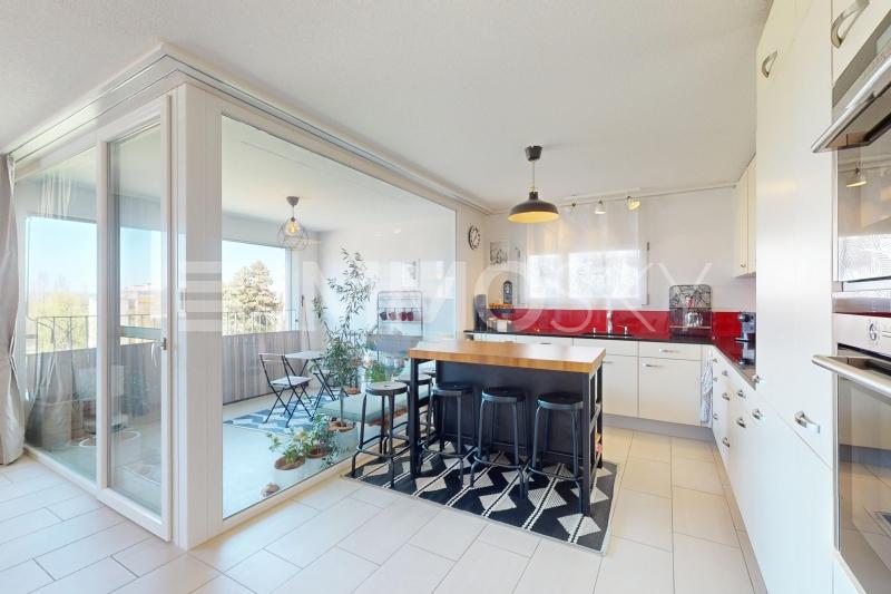 Cuisine américaine ouverte - 4.5 pièces Appartement a Fribourg