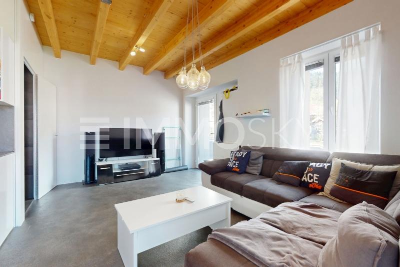 Séjour chaleureux - 2.5 pièces Maison individuelle a Les Hauts Geneveys