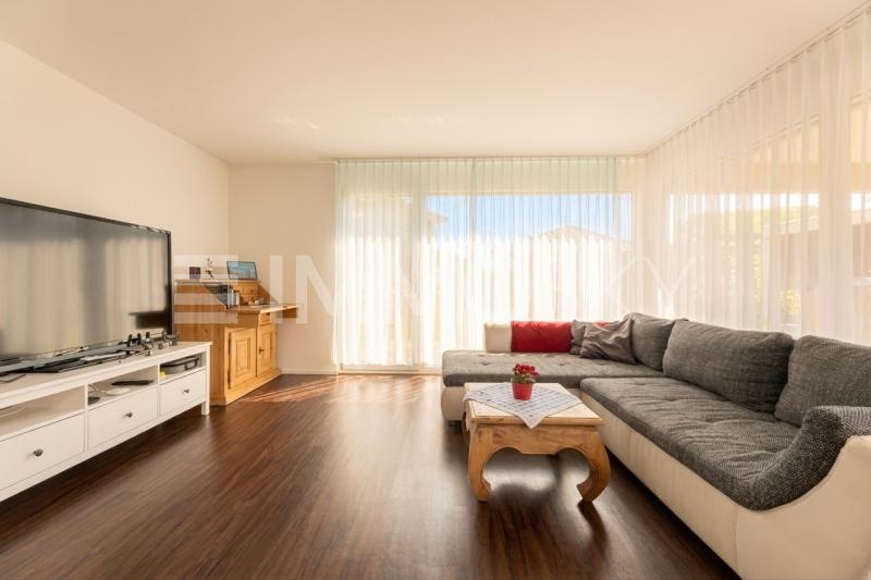 Helles Wohnzimmer - 6.5 pièces Maison a Neukirch an der Thur