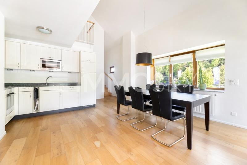 Ihr neuer Lieblingsplatz am Tisch - 4.5 stanze Duplex a Unterterzen