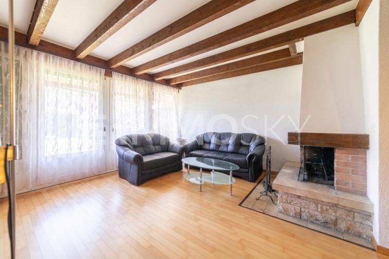 Wohnbereich mir Cheminée - 4.5 pièces Maison mitoyenne a Mühleberg