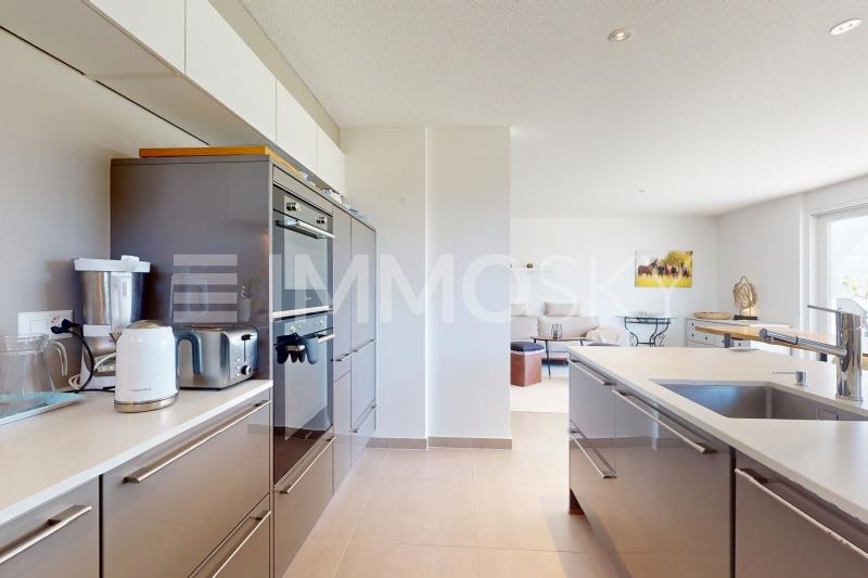 Cuisine moderne - 4.5 pièces Maison mitoyenne d'angle a Ursy
