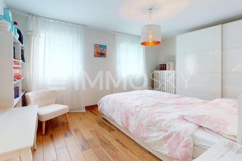 Troisième chambre cosy - 4.5 pièces Appartement en rez-de-chaussée a St Prex