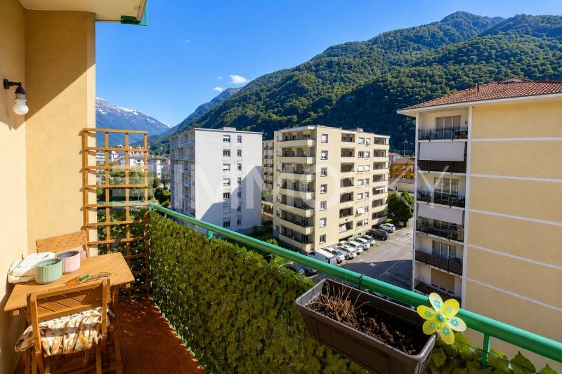 Balcone panoramico con vista aperta - 4.5 pièces Appartement a Bellinzona