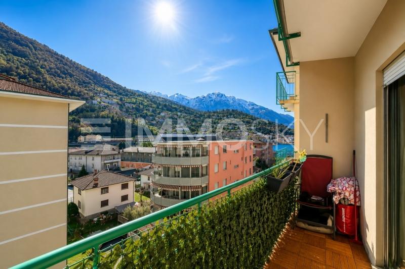 Vista ampia sulla città - 4.5 pièces Appartement a Bellinzona