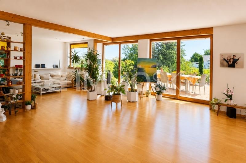 Grosszügiger Wohnbereich - 4.5 pièces Maison individuelle a Wäldi