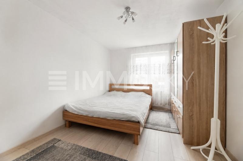 Lichtdurchflutetes Schlafzimmer - 4.5 Zimmer Wohnung in Haag (Rheintal)