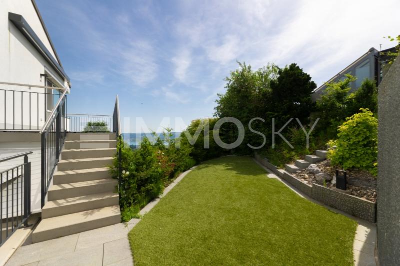 Gartenparadies mit Seesicht - 6.5 pièces Maison bifamiliale a Langnau am Albis