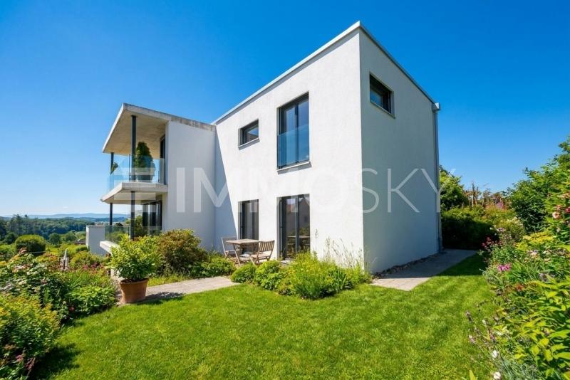Eingangsbereich der Liegenschaft - 6.5 pièces Appartement avec terrasse a Gümmenen