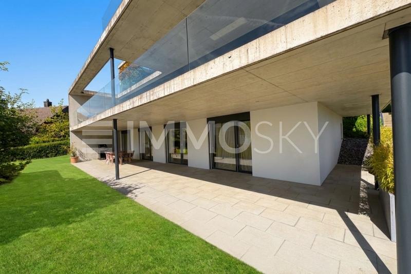 Privater Garten im UG - 6.5 pièces Appartement avec terrasse a Gümmenen