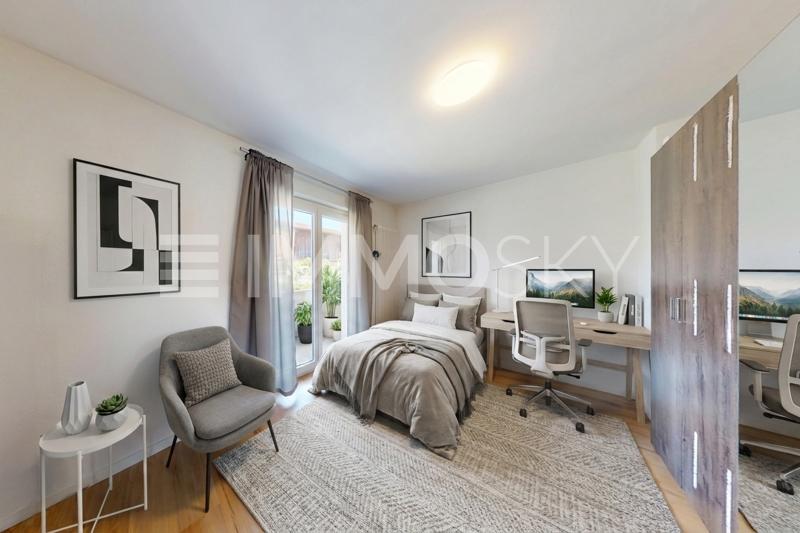 Chambre avec balcon - HOMESTAGING - 6.5 pièces Maison a Dompierre FR