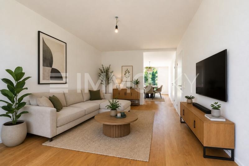 Lichtdurchflutetes und offenes Wohnzimmer - 6.5 rooms House in Muttenz