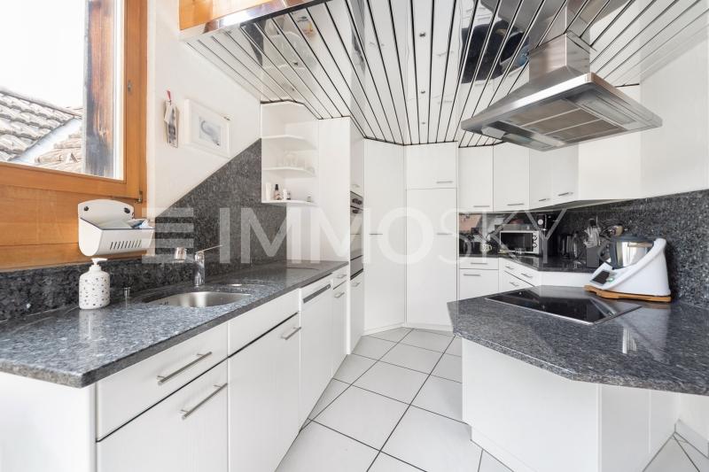 Küche mit praktischer Raumaufteilung - 9 pièces Maison individuelle a Haldenstein